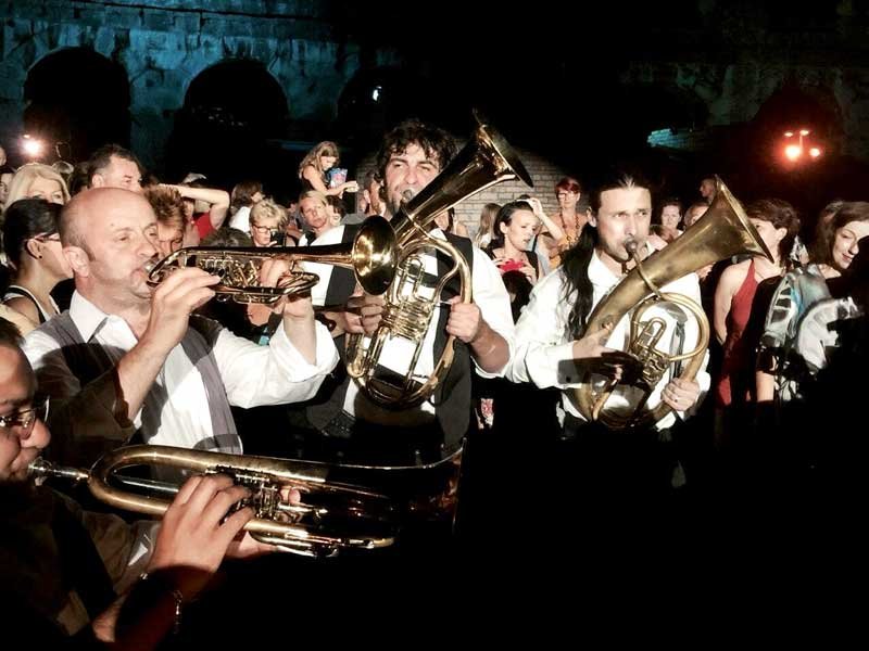 Trubači Sa Juga - profesionalni trubački bend za proslave