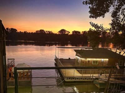 Kuca na reci - iznajmljivanje prostora za žurke