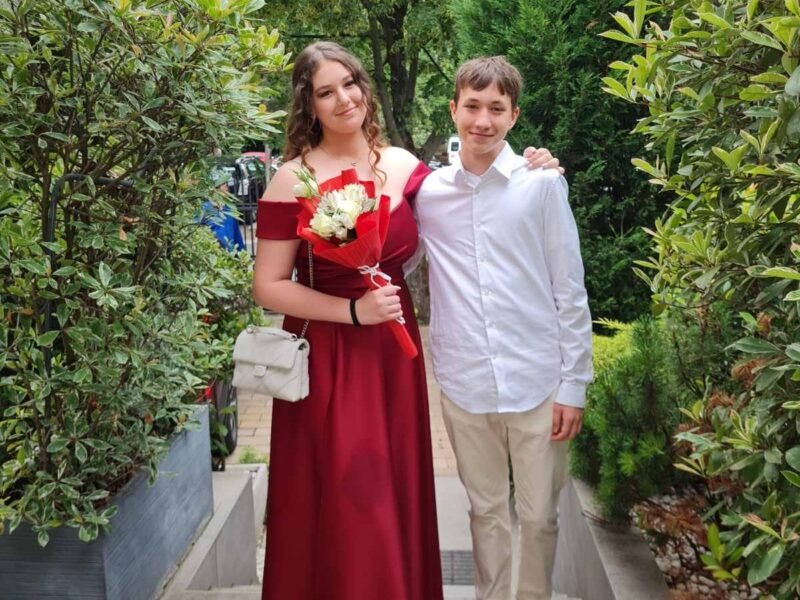 Izrada svečanih komada odeće za sve prilike - Beograd