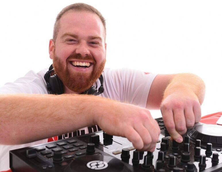 DJ Bera za privatne žurke - Novi Sad